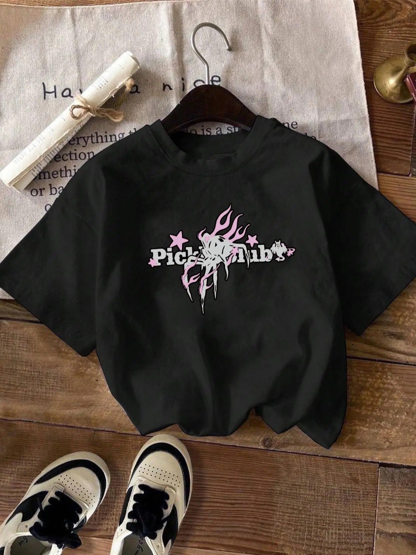 Women'WB shield Spider & Letter Print Drop Shoulder Tee, Casual Short Sleeve Round Neck T-shirt for Daily Wear, Ladies...