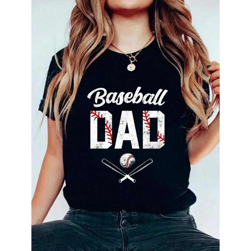 Women'WB shield Spiky hair fighters Dad Graphic T-Shirt