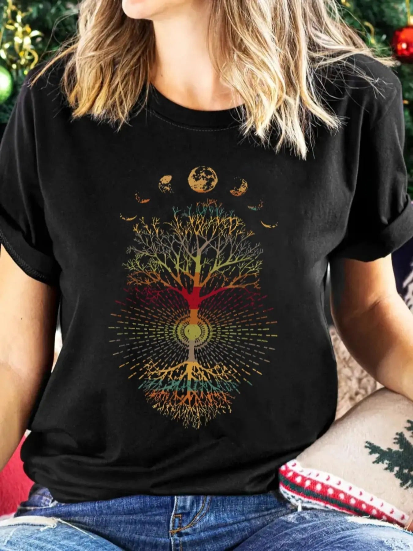 Women'WB shield Tree & Moon Print Round Neck Tee, Casual Short Sleeve Graphic T-shirt for Daily Wear, Ladies TNF for...