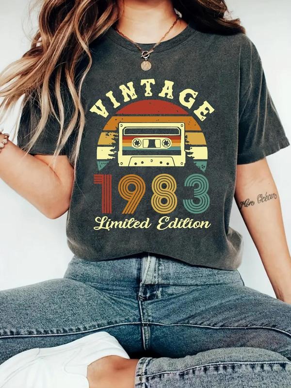 Women'WB shield Vintage 1983 Print Round Neck Graphic Tee, Casual Short Sleeve T-shirt for Summer, Women'WB shield Top...