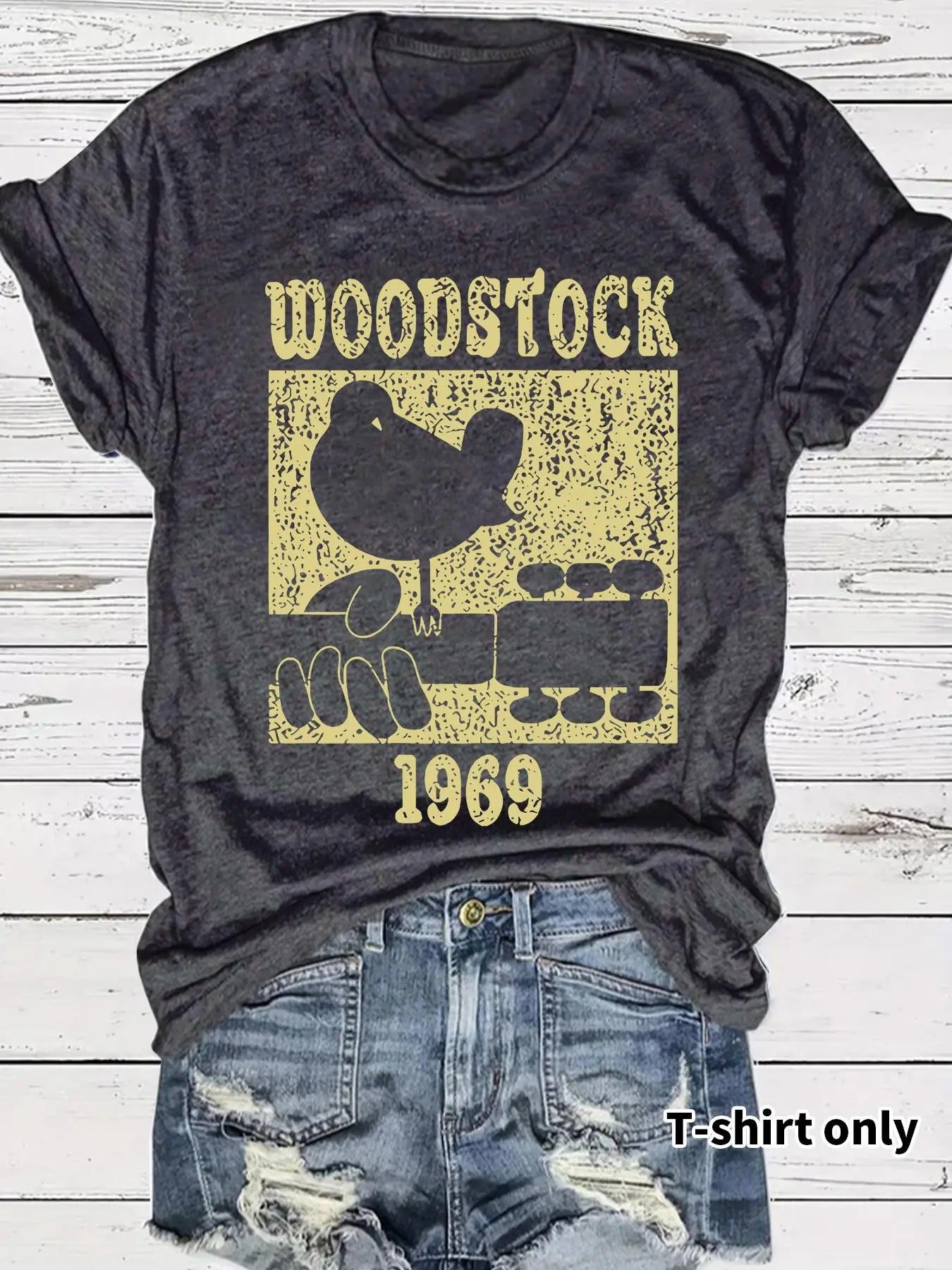 Women'WB shield Woodstock 1969 Print Round Neck Graphic Tee, Vintage Trendy Casual Short Sleeve T-shirt for Daily Wear,...