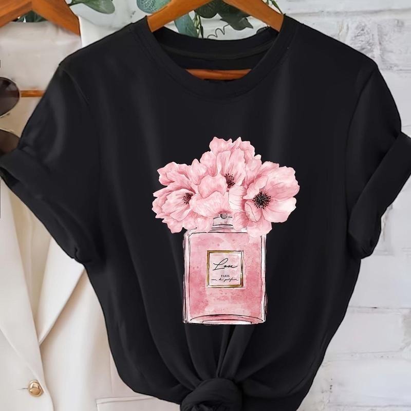 Women'WB shield floral print t-shirt, Parisian floral design, casual round neck short sleeve top, Suitable for daily wear...