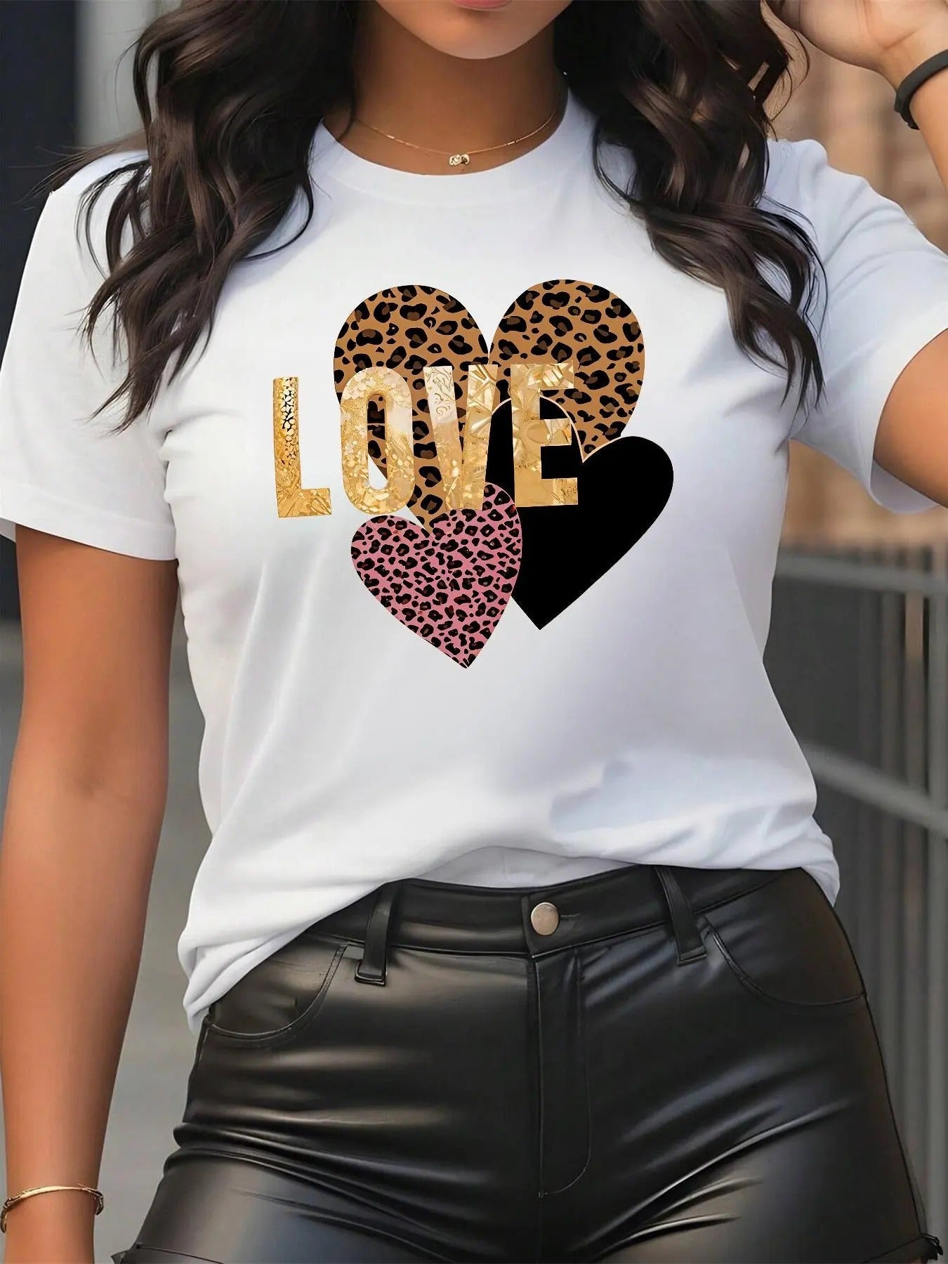 Women's Heart & Letter Print Round Neck Tee, Fashion Casual Leopard Print Crew Neck T-Shirt for Daily Holiday Vacation...