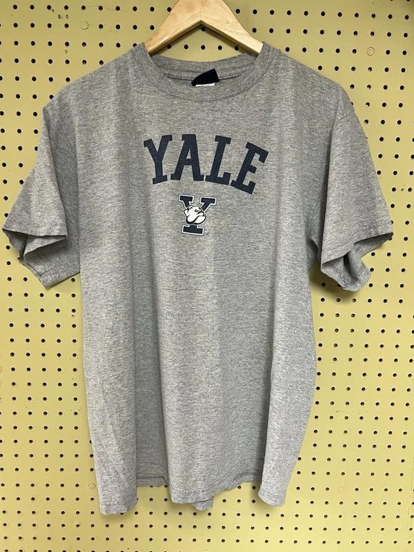 Yale University Bulldogs Gray vtg 90s y2k Unisex T-shirt Sweatshirt Hoodie 33 | RetroVerseTees.com