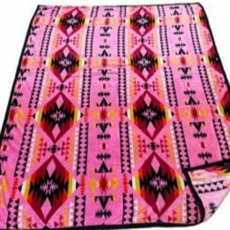 ZFull Size Pink Print Blanket T-Shirts, Hoodie, Sweatshirt | RetroVerseTees.com