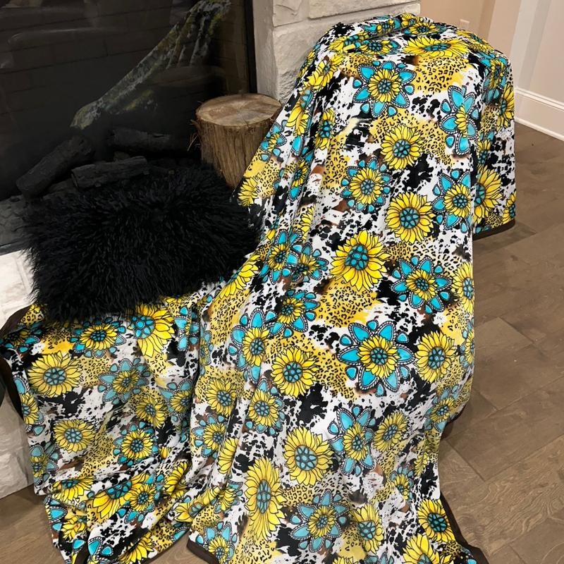 ZLeopard Sunflower Turquoise Oversized Blanket 82"x90" T-Shirts, Hoodie, Sweatshirt | RetroVerseTees.com