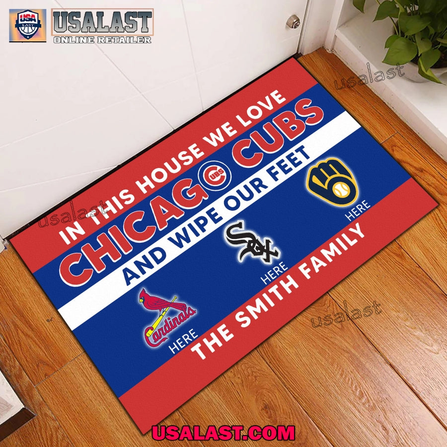 In This House We Love Chicago Cubs And Wipte Out Feet Custom Doormat
