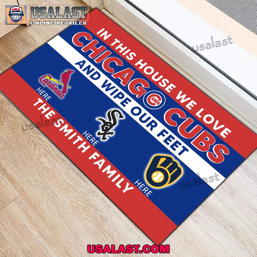 In This House We Love Chicago Cubs And Wipte Out Feet Custom Doormat