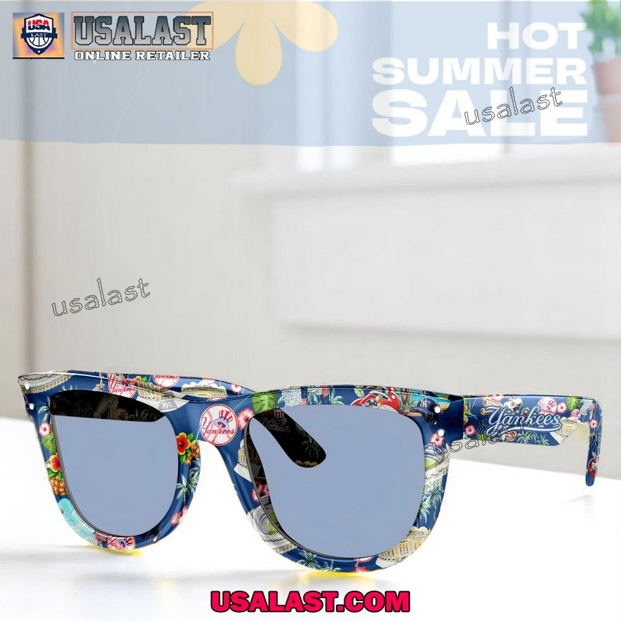 New York Yankees Beach Sunglasses