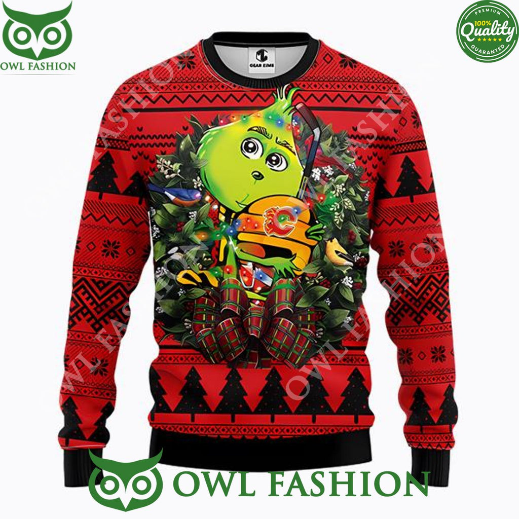 NHL Calgary Flames Grinch Hug Funny Ugly Christmas 2023 Sweater Jumper