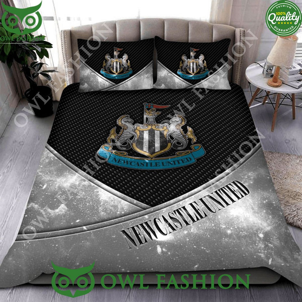 Premier Newcastle United Logo Broken Wall Bedding Set