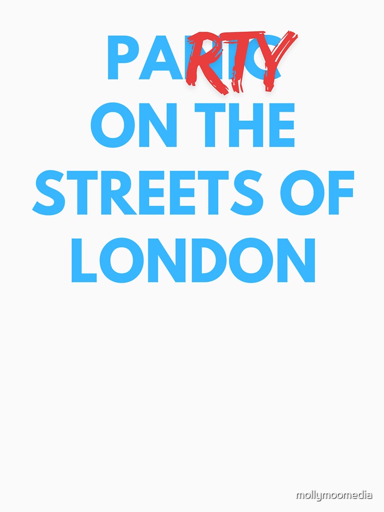 Party on the streets of London by mollymoomedia
