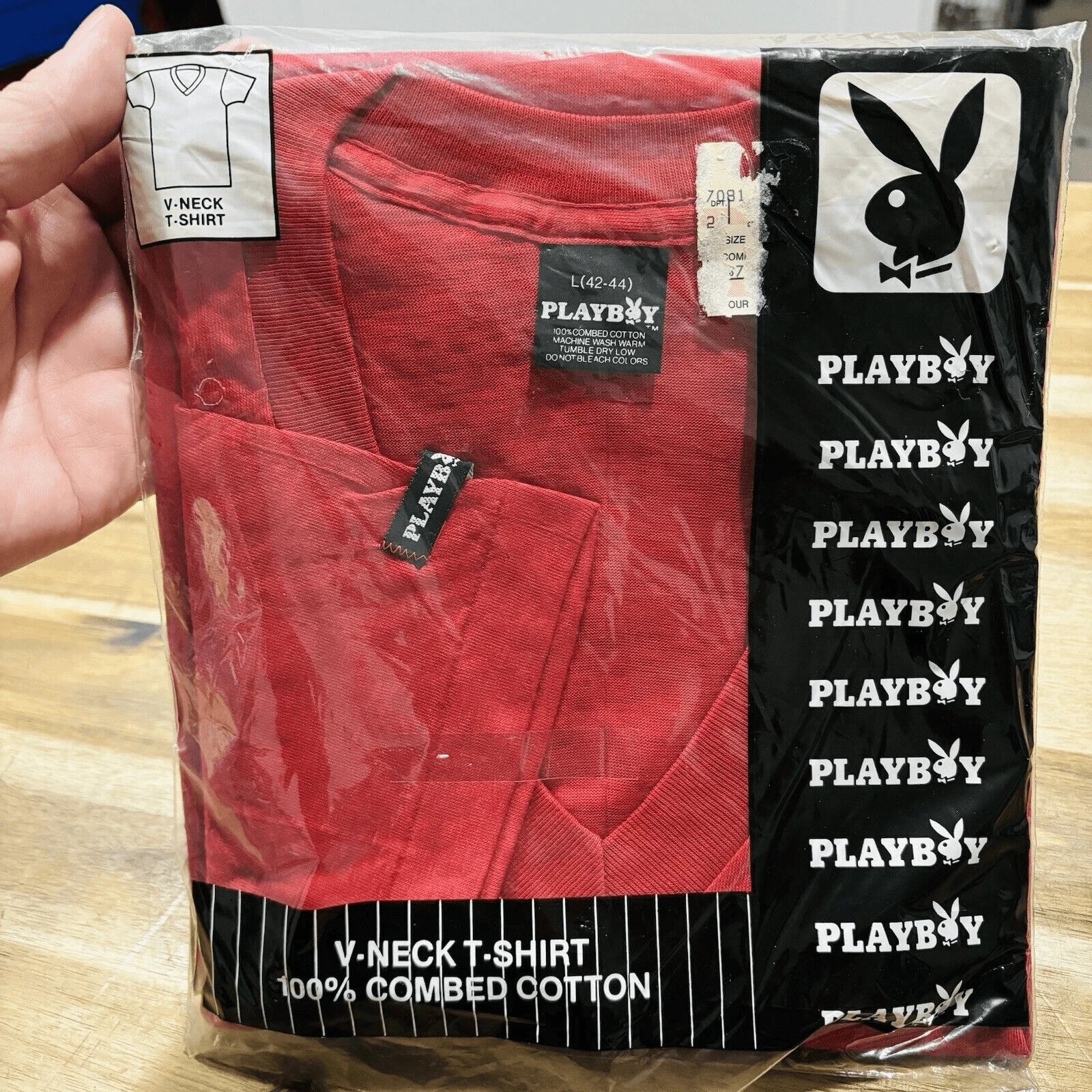 PLAYBOY Vintage NOS New 80s 90s V Neck Red T Shirt Bunny Single Stitch
