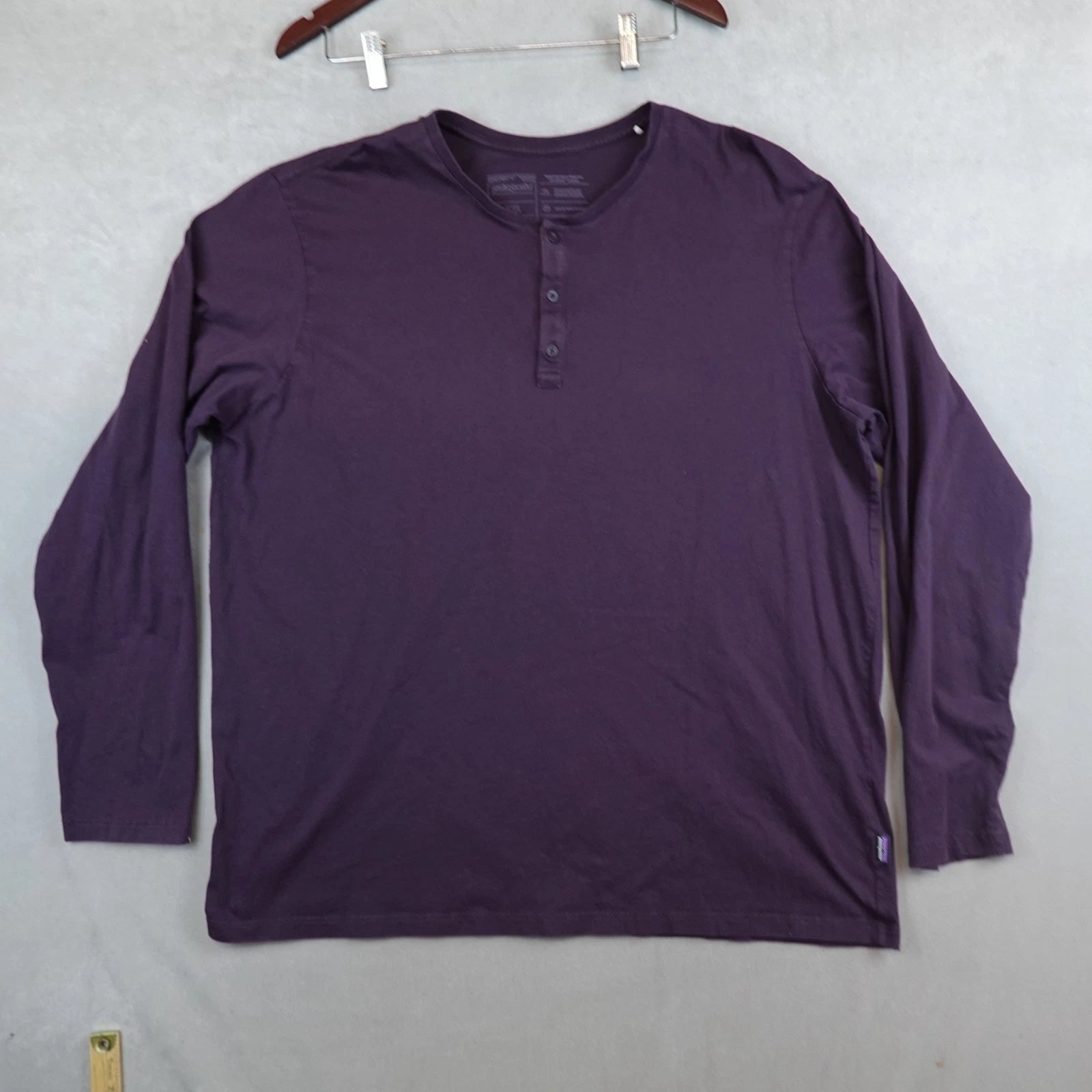 Patagonia Henley Long Sleeved Daily Mens XXL Purple Outdoor Gorpcore Minimalist