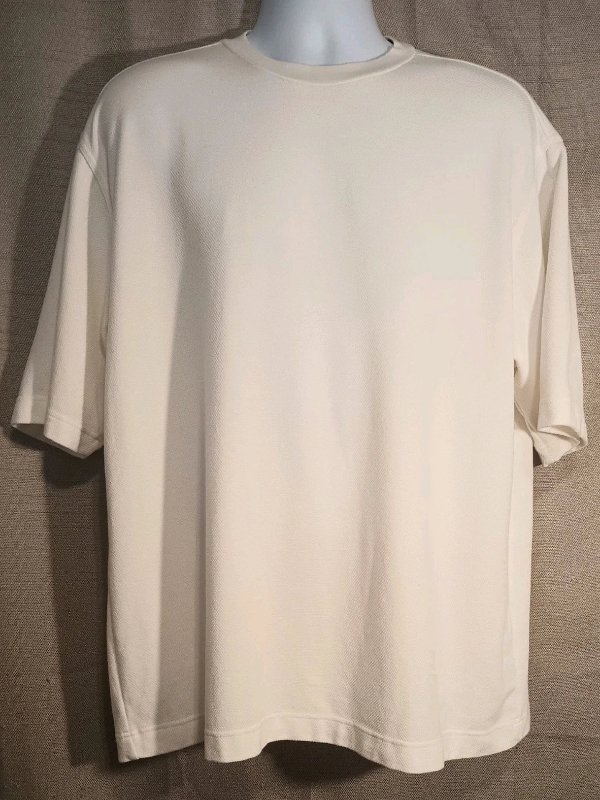 Axist Shirt Men's XL Beige Polyester Modern Fit Short Sleeve Activewear Vintage