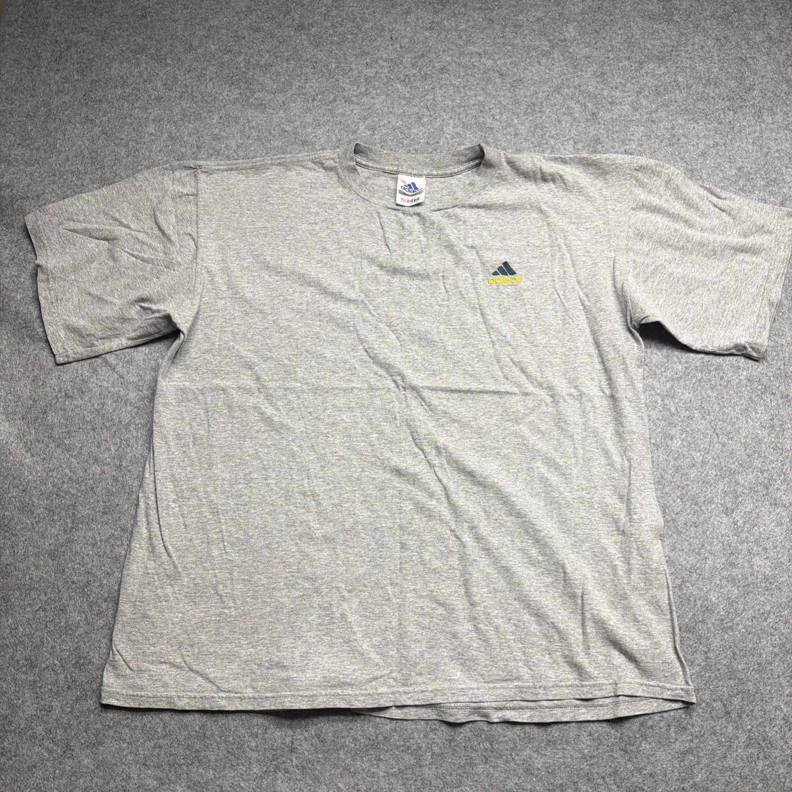 Adidas Shirt Mens Extra Large Gray Graphic Logo  Short Sleeve Stretch