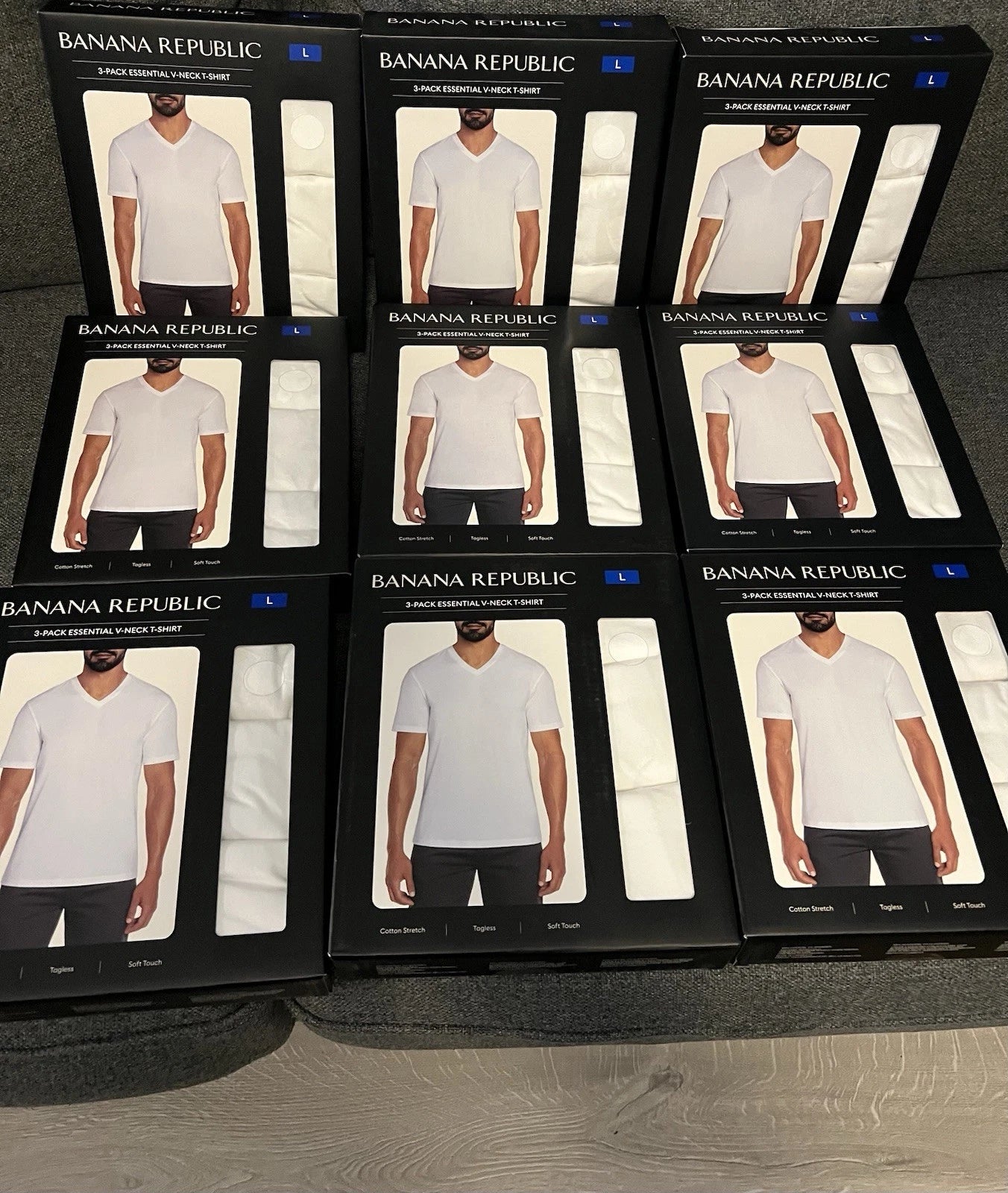 New Banana Republic 3 Pack Men’s V-Neck  Tee White T-shirt Size Large Brand New