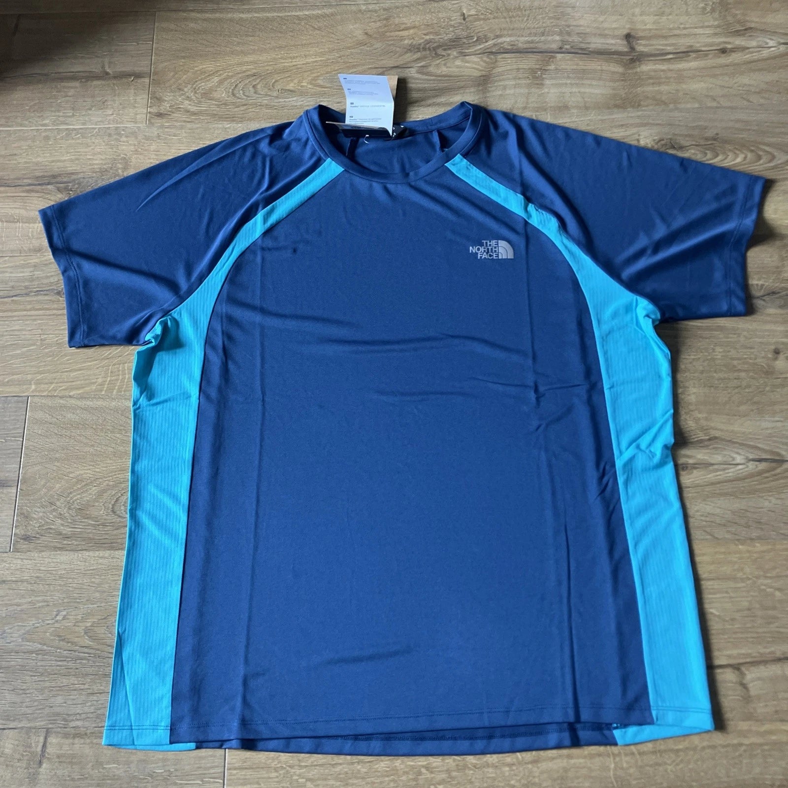 The North Face Mens T-Shirt FLASHDRY size XX-Large M Performance Shady Blue