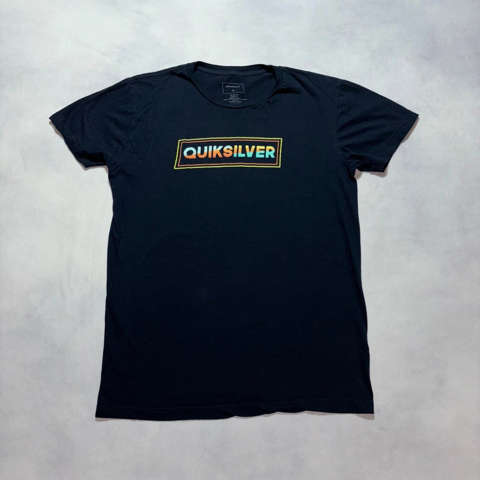 Quiksilver T-Shirt Men's Medium Navy Blue Short Sleeve Surf Skate Summer Y2K