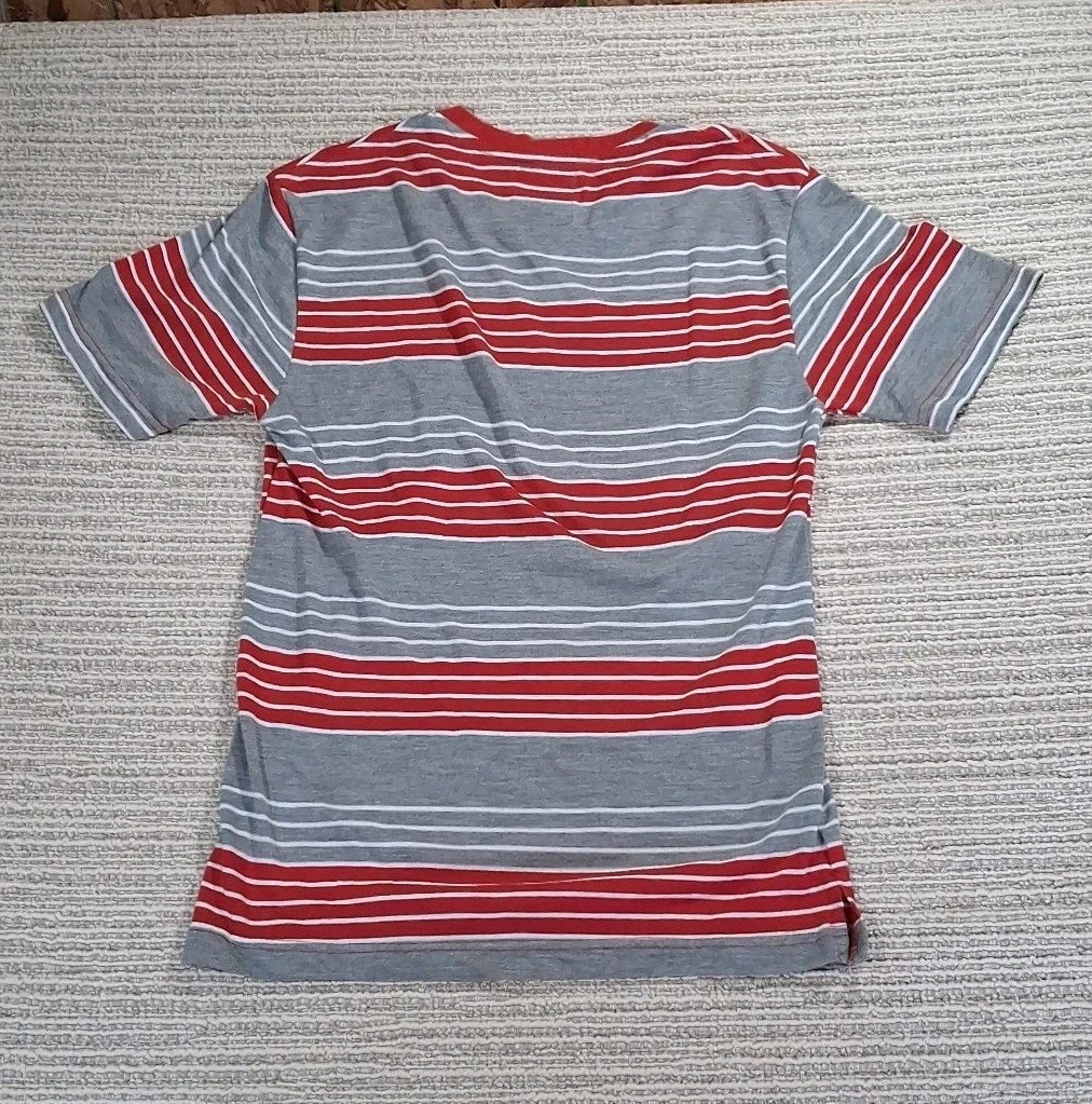 ​Bell & Pepper Mens Shirt S Small V-Neck Striped Red Gray White Short Sleeve Cot
