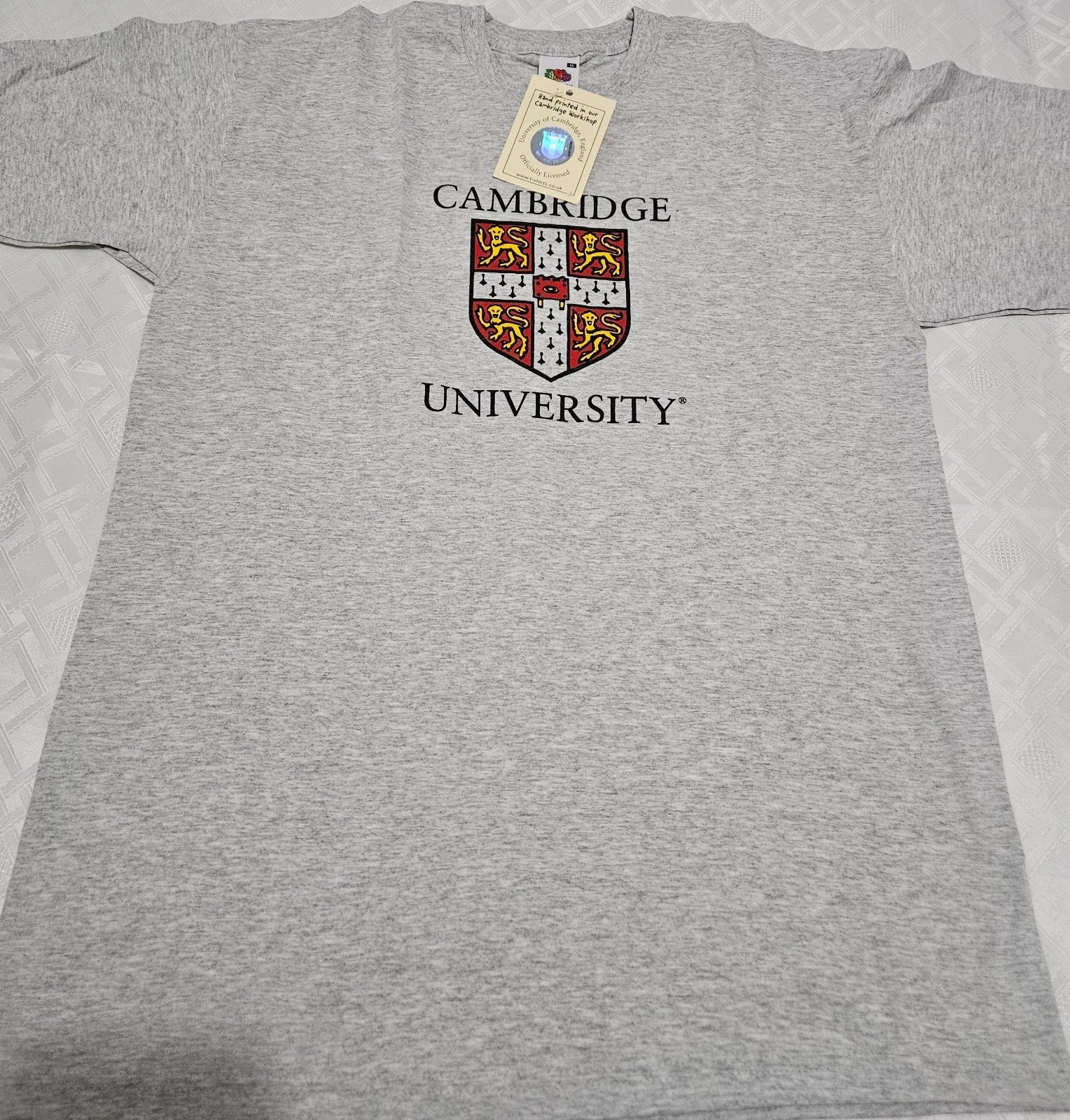 T-Shirt Stylish Classic Apparel great gift idea casual Cambridge England size M
