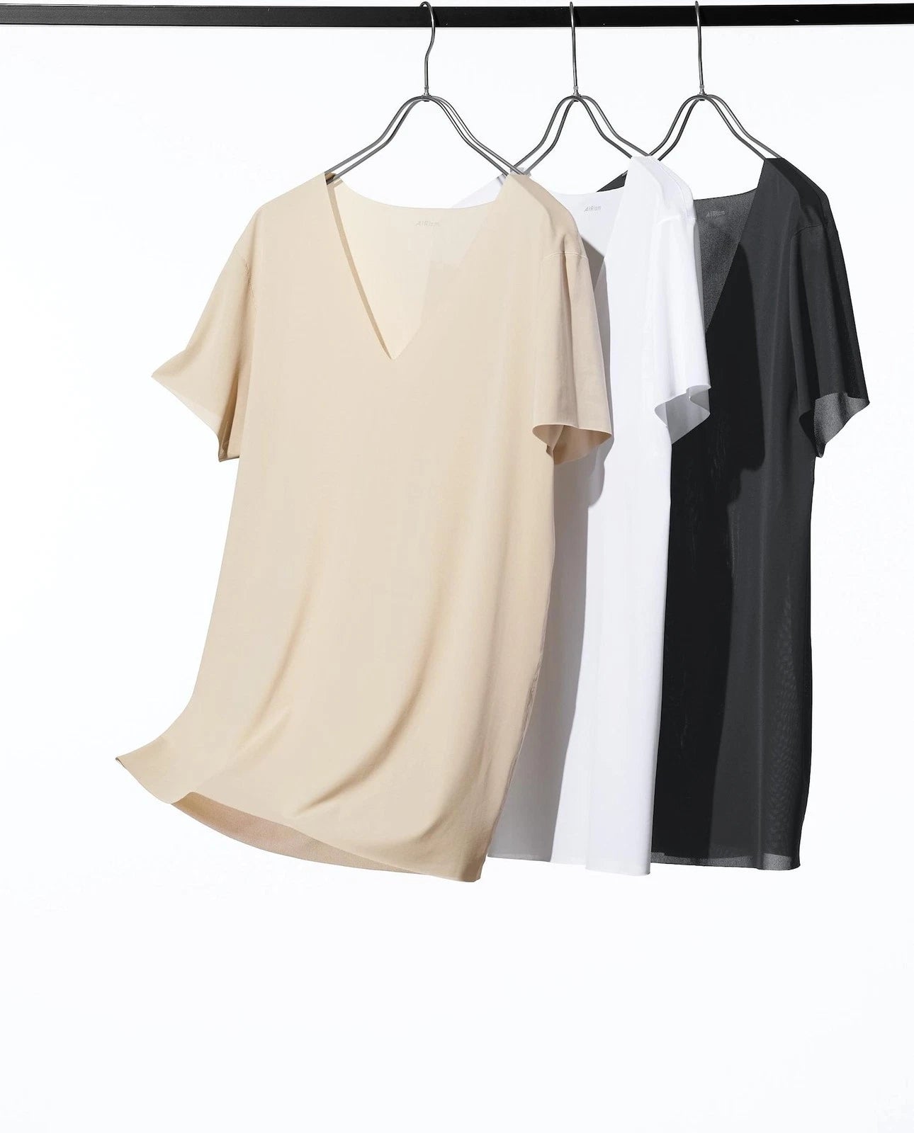 UNIQLO AIRism Anti-Odor Mesh T-Shirt | V-Neck Japan NEW