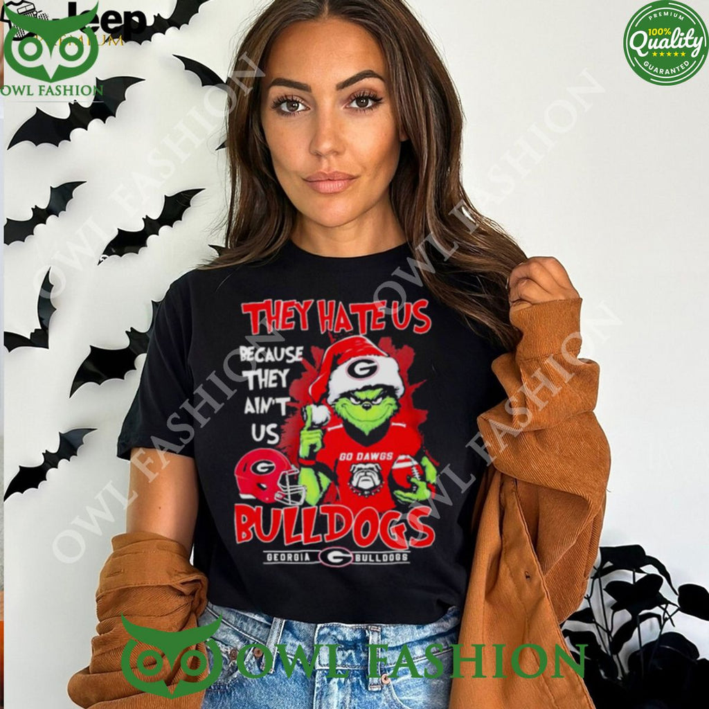Santa Grinch they hate us because they ain’t us Georgia Bulldogs christmas Tshirt