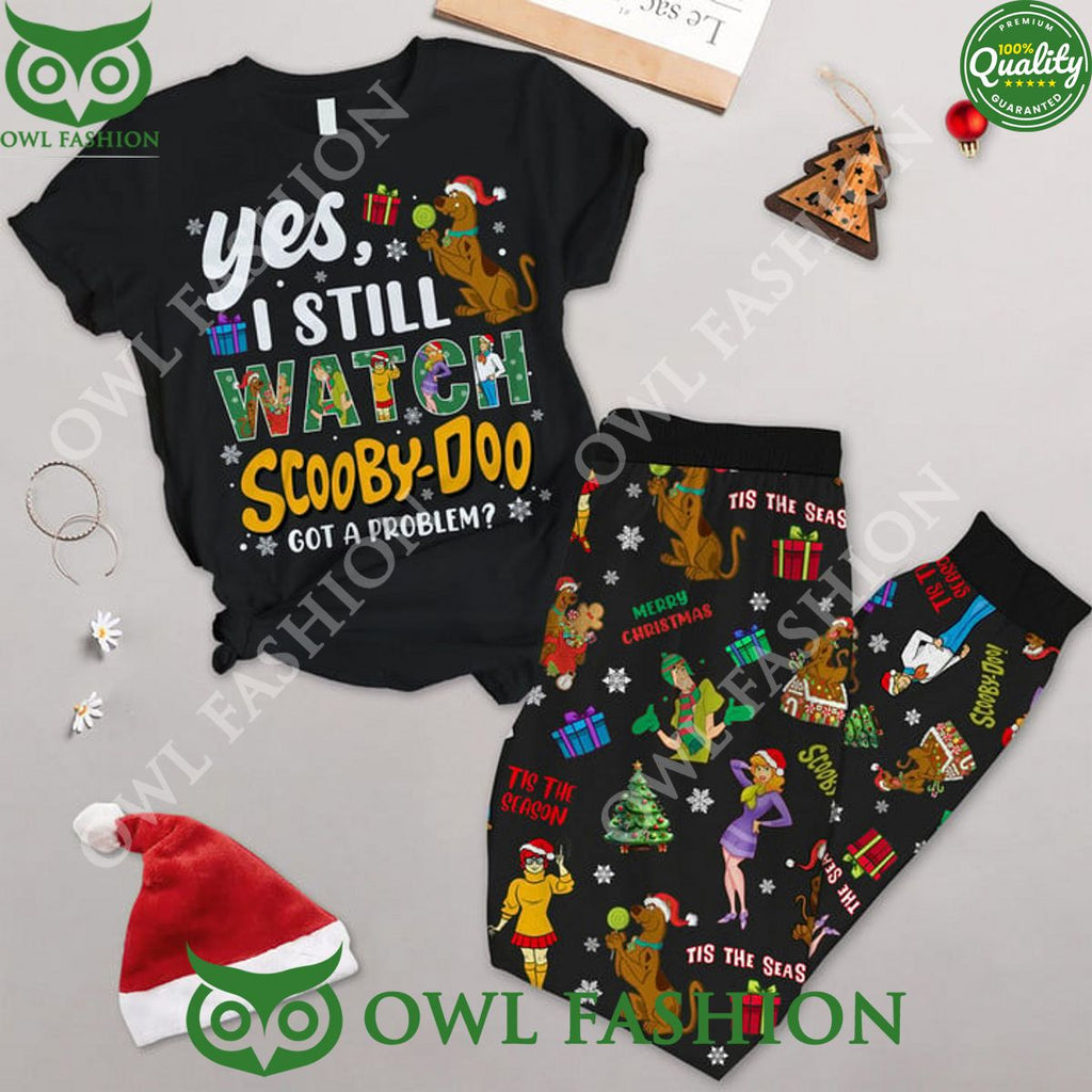Scooby doo Christmas Pajamas Set I still watch
