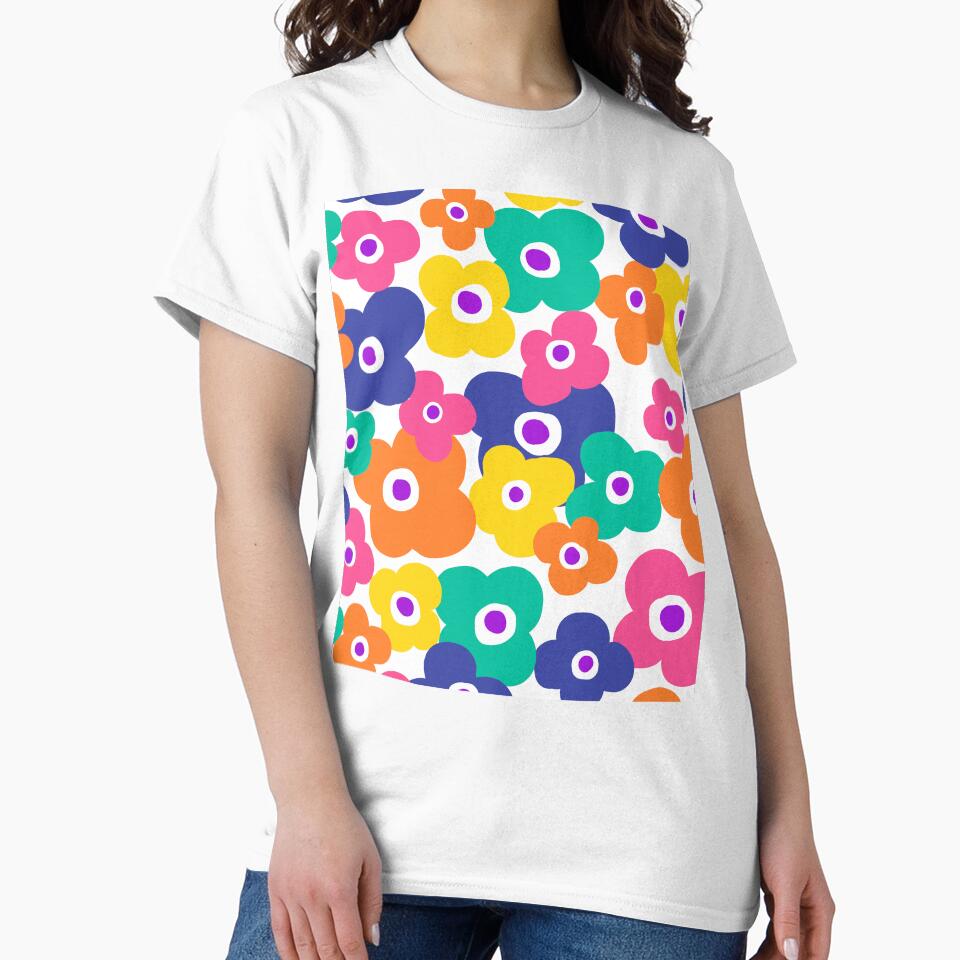 Colorful 70s Vintage Retro Flower Power Pattern by Deutschic