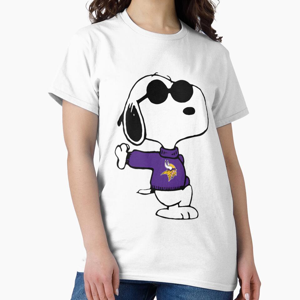 Cool Snoopy Minnesota Vikings by JonathalIngham