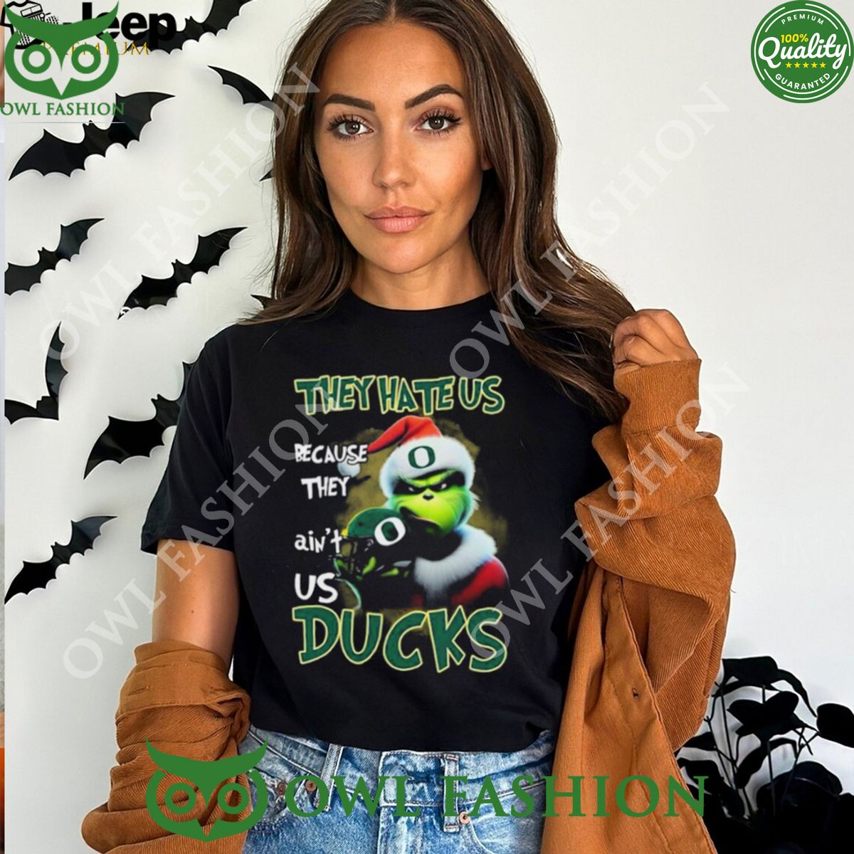 They Hate Us Because Ain’t Us Ducks Santa Grinch Christmas t Shirt