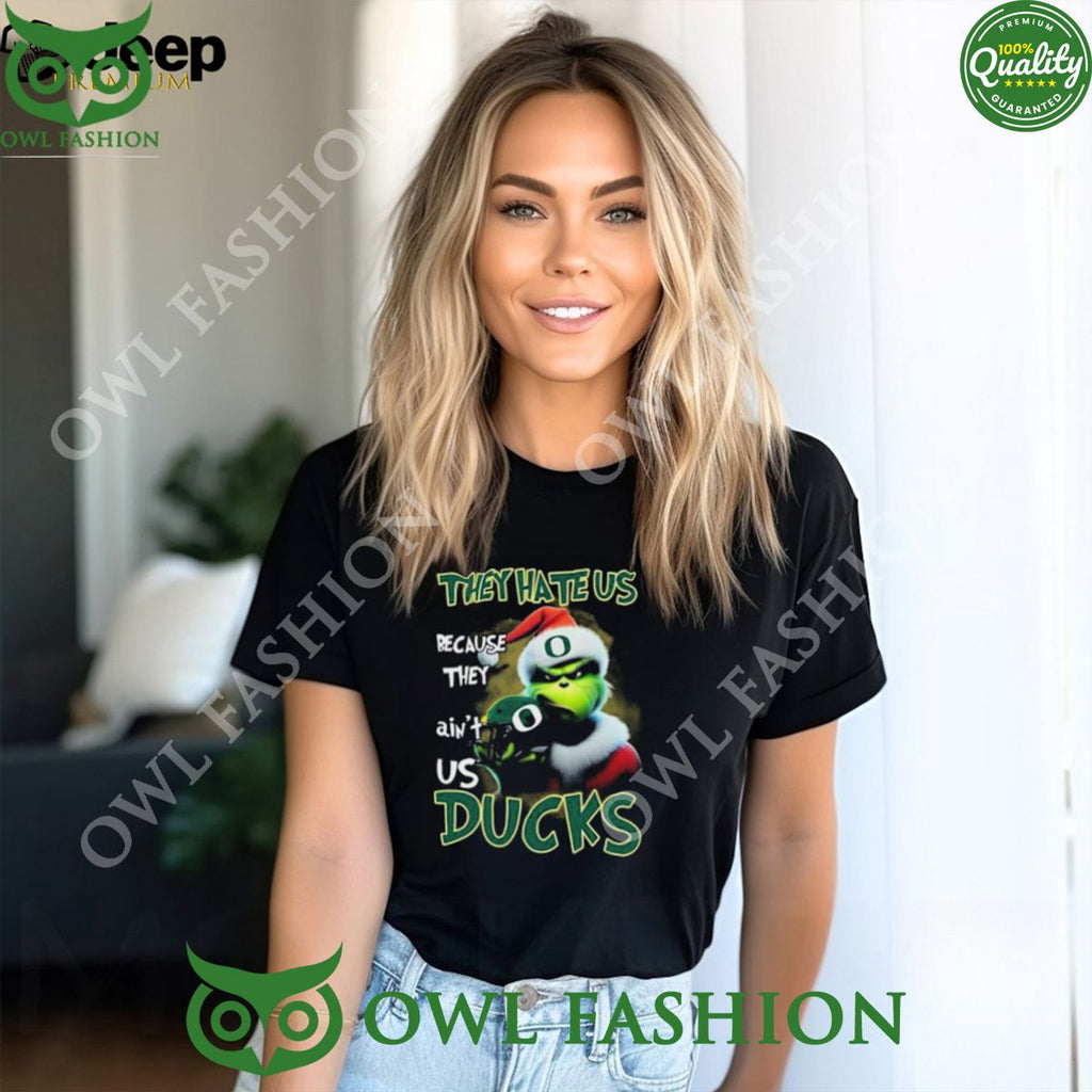 They Hate Us Because Ain’t Us Ducks Santa Grinch Christmas t Shirt
