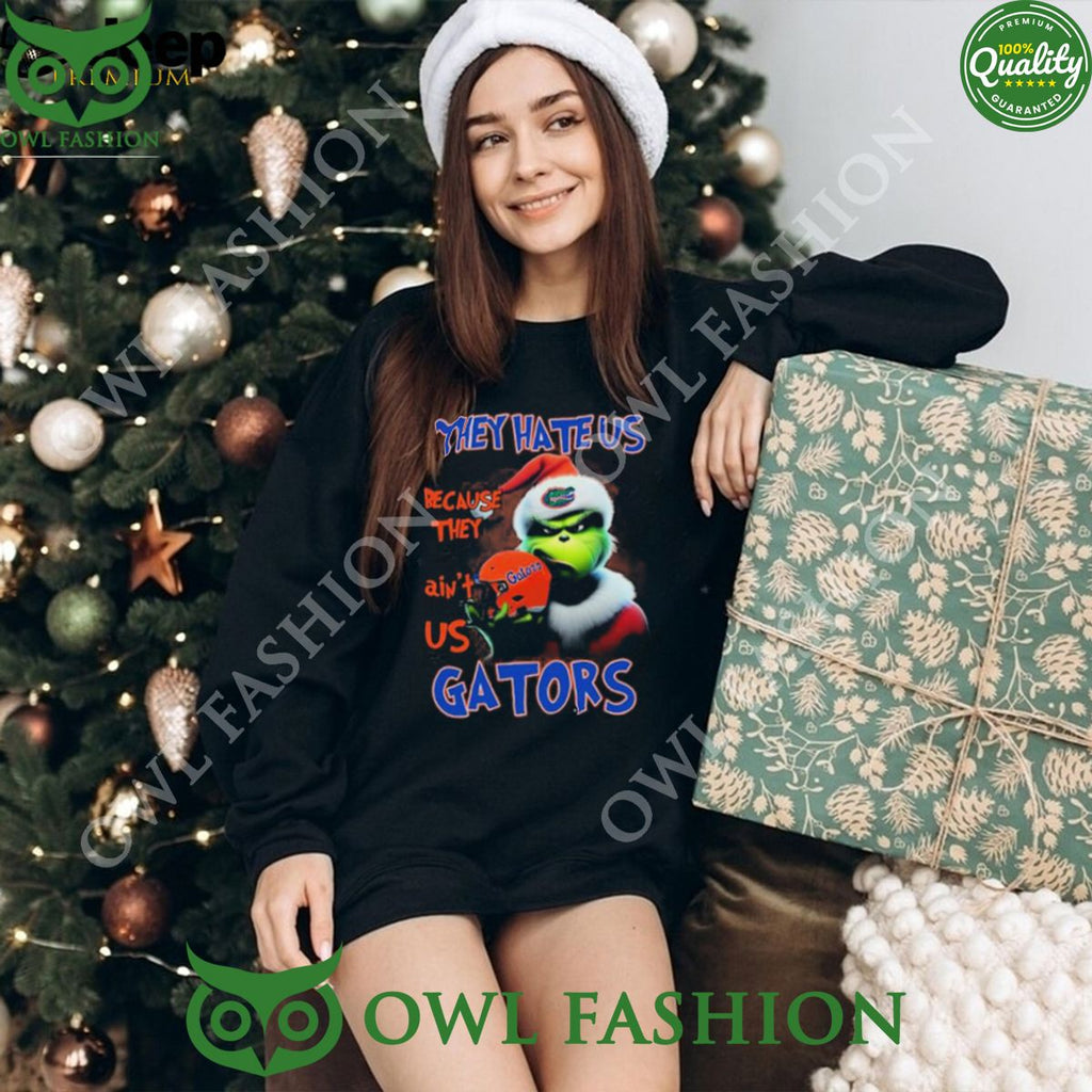 They Hate Us Because Ain’t Us Florida Gators Santa Grinch Christmas T-Shirt