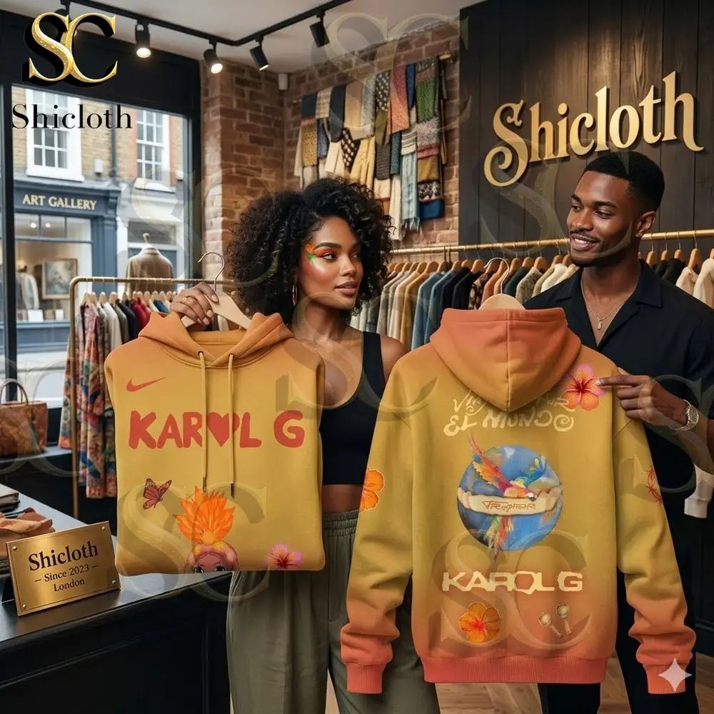 Karol G Viajando Por El Mundo Tropitour 2026 Hoodie