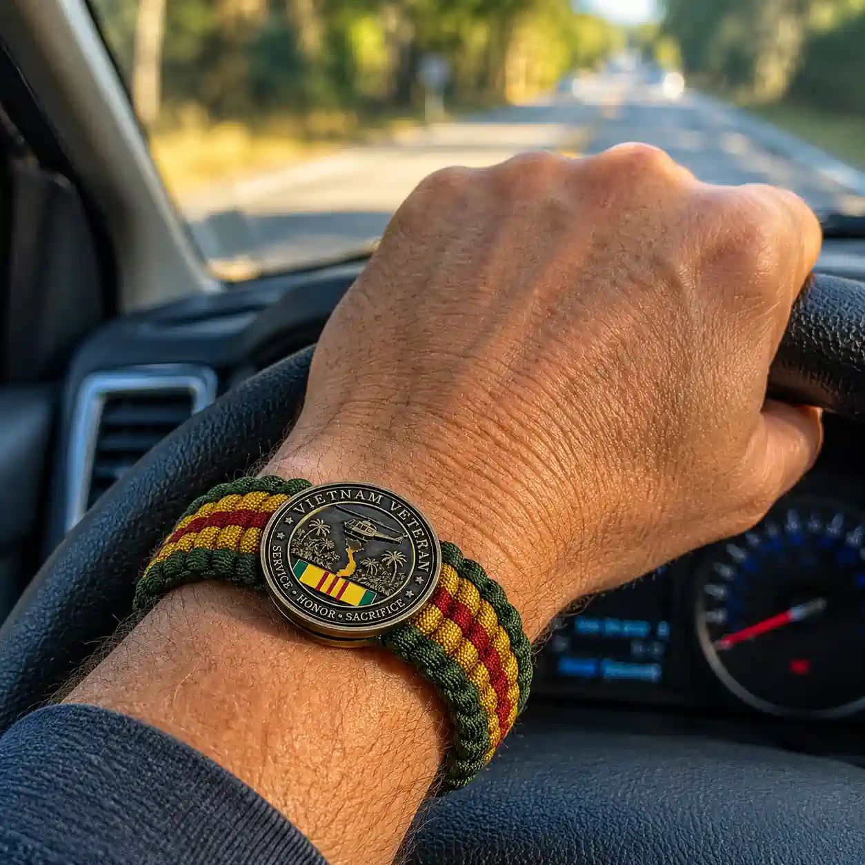 Vietnam Veteran Survival Tribute Paracord Bracelet