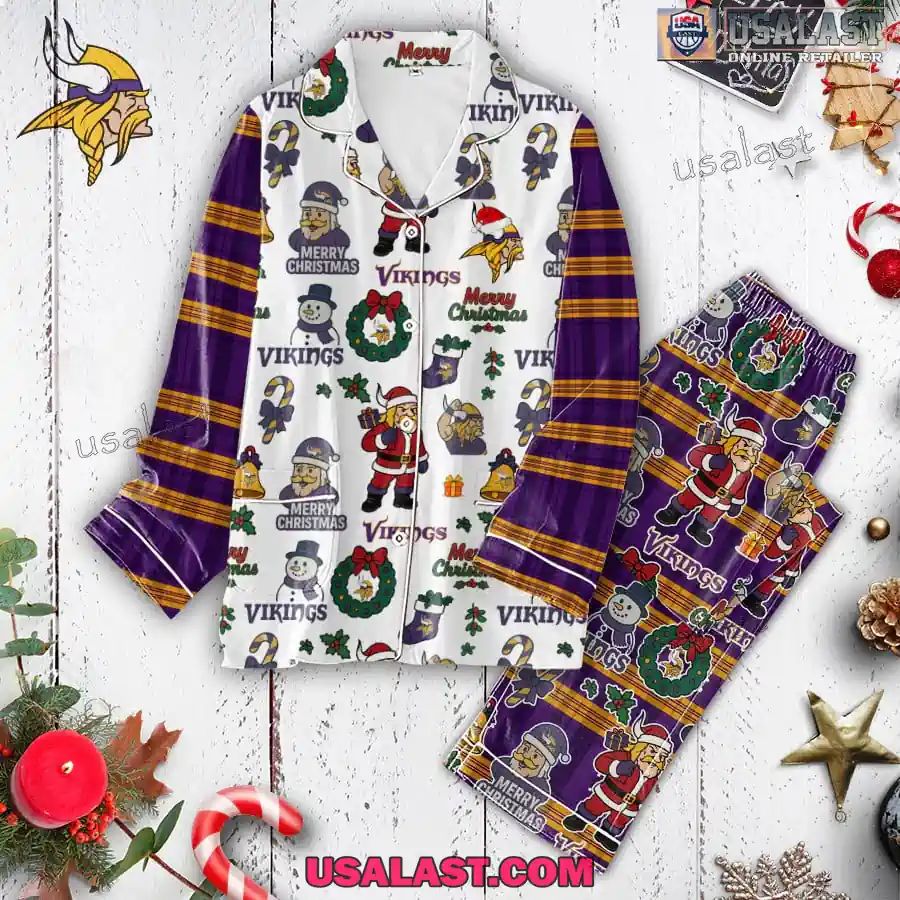 Minnesota Vikings Plaid Button Pajamas Set