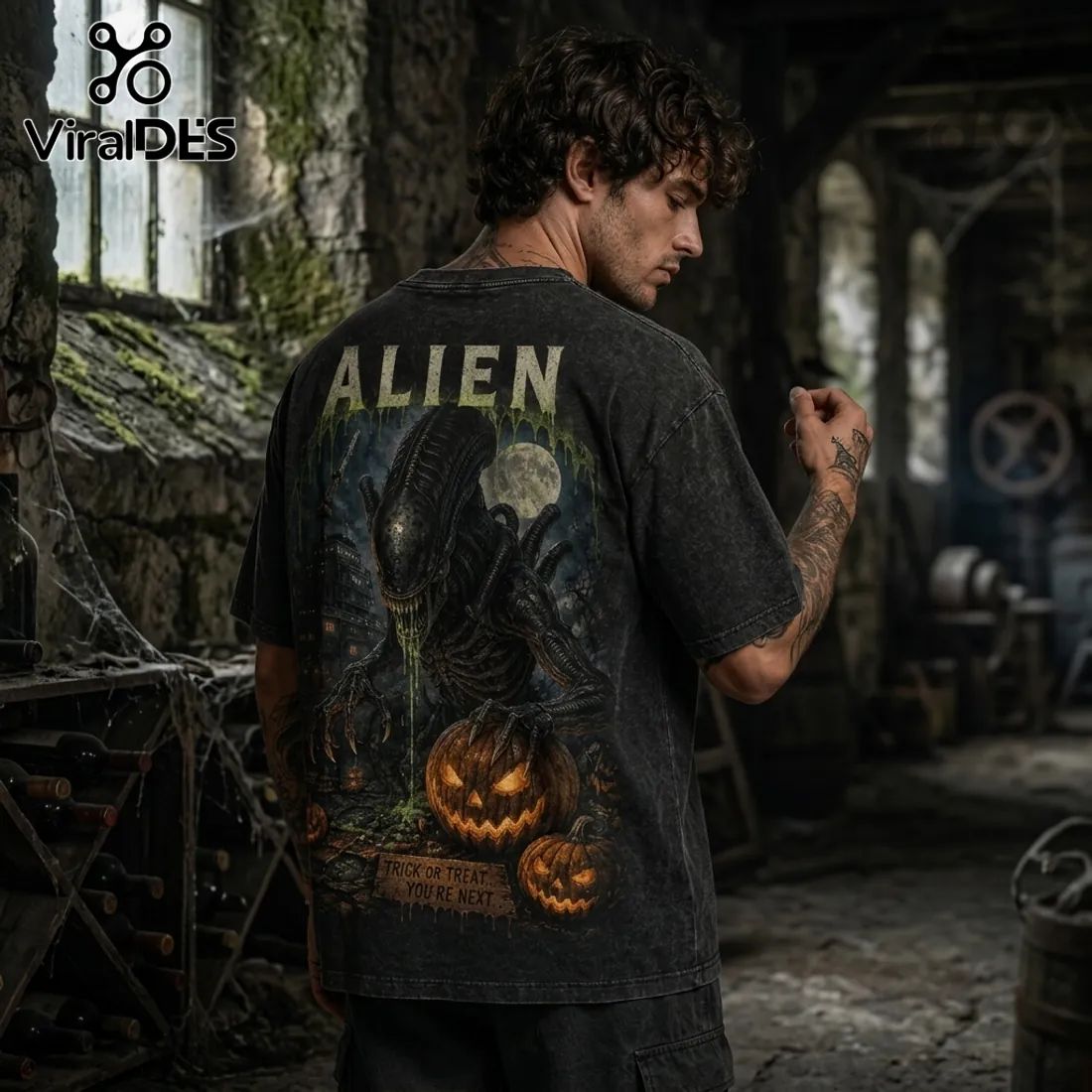 Alien Halloween Horror Pumpkin Acid Wash T-Shirt