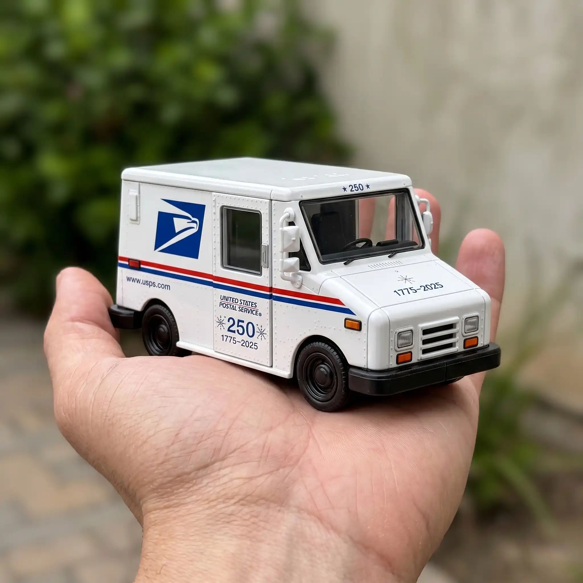 Wheels USPS 250th Anniversary Delivery Truck Collector Edition