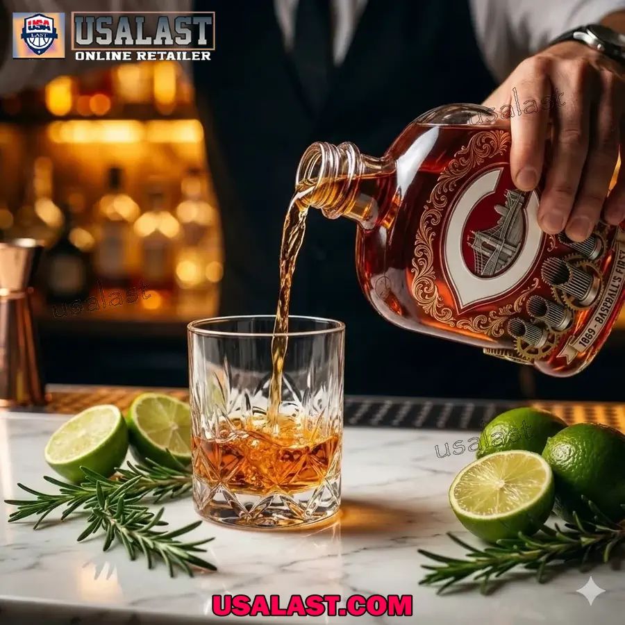 Cincinnati Reds Baseball’s First Whiskey Decanter