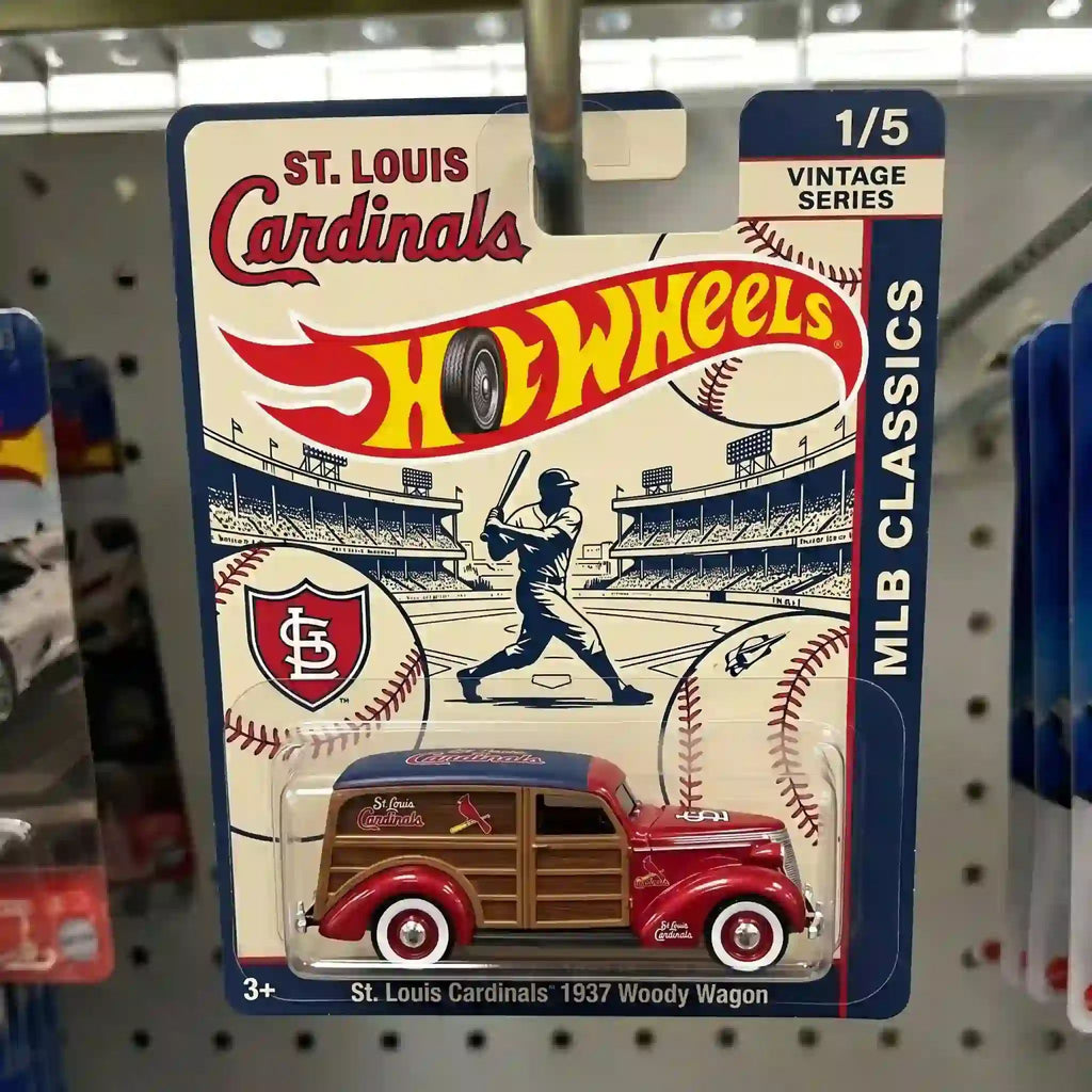 Wheels St. Louis Cardinals 1937 Woody Wagon Vintage Car Model