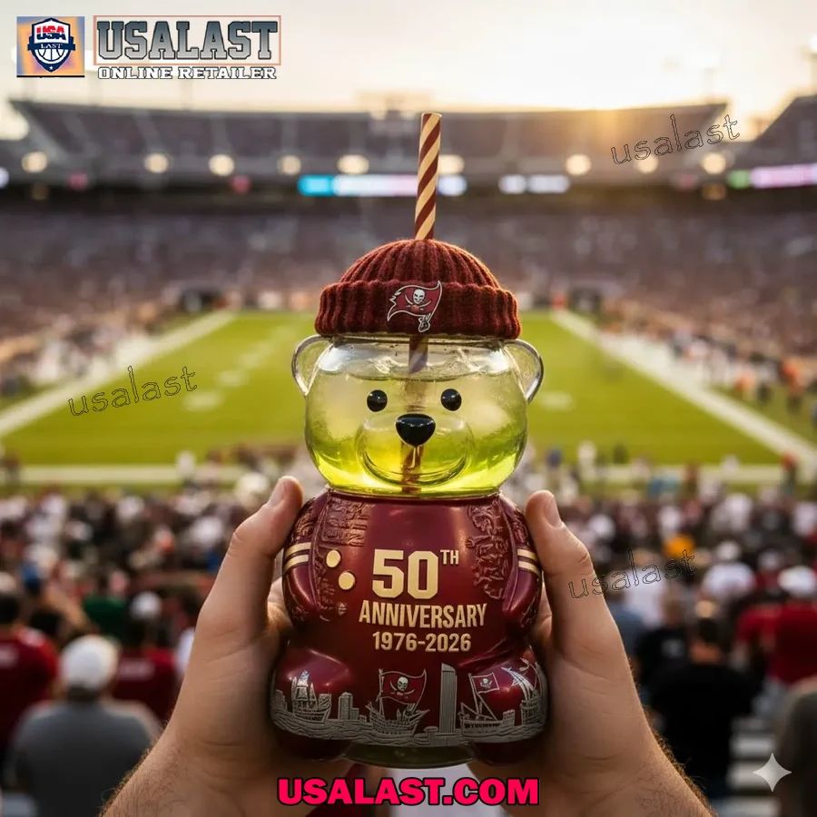 Tampa Bay Buccaneers 50th Anniversary Collectible Bear Glass Cup