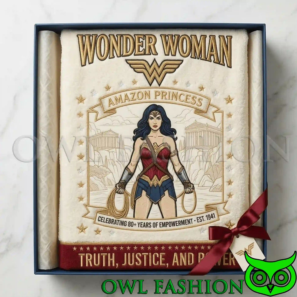 Wonder Woman Trust Justice and Power Premium Bath Towels