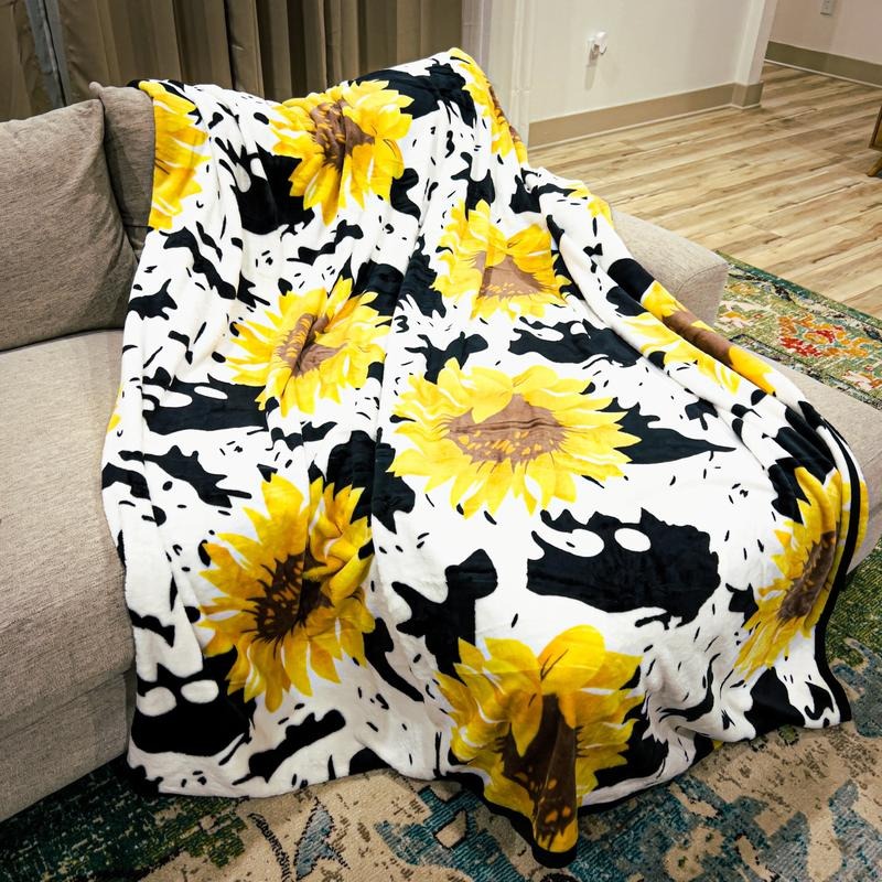 z Sunflower Cow Oversized Blanket T-Shirts, Hoodie, Sweatshirt | RetroVerseTees.com